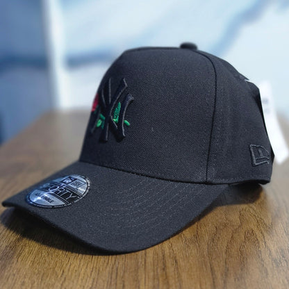 New Era Yankees Black Rose 9Forty