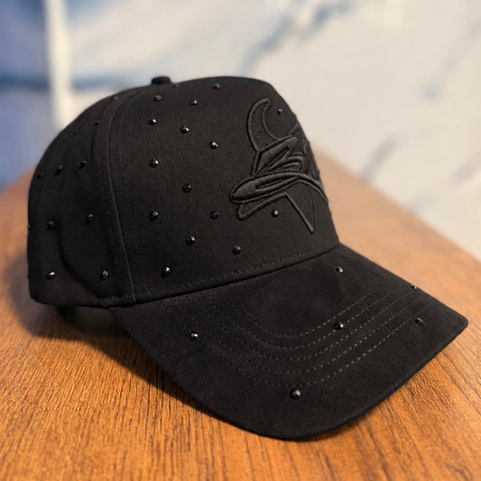 31 Hats Black Out