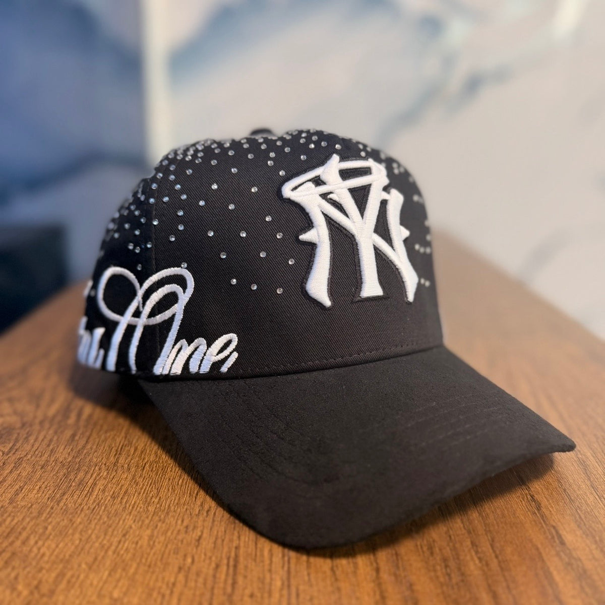 31 Hats Aniversary Forever Black